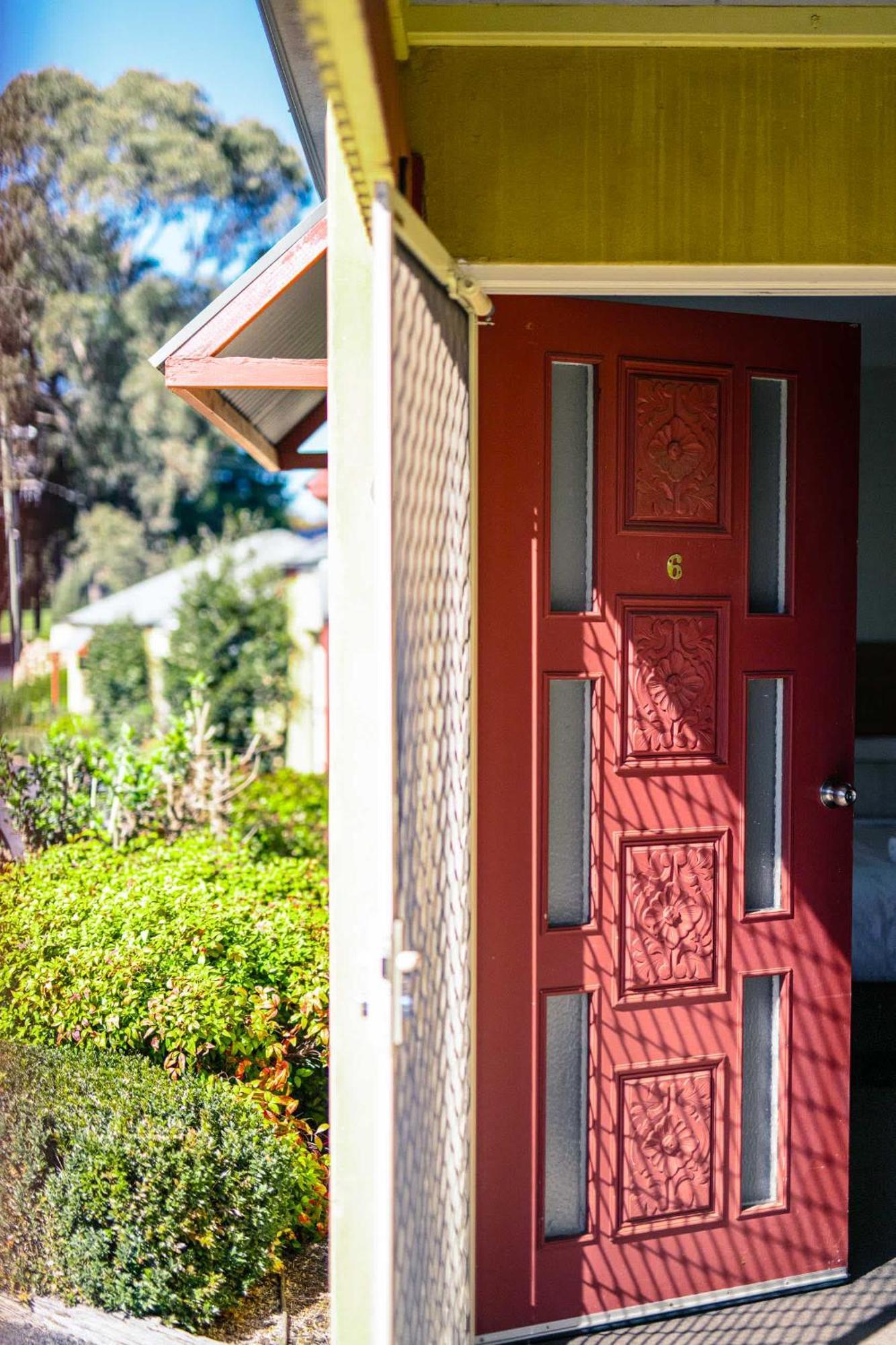 Melview Greens - Orange